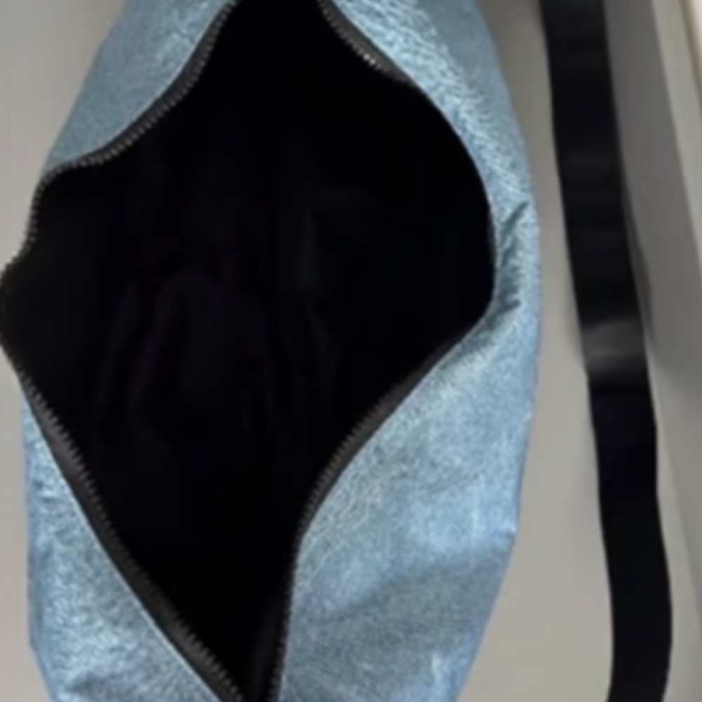 Baggu Large Crescent Bag - Digital Denim - Picture 8 of 8